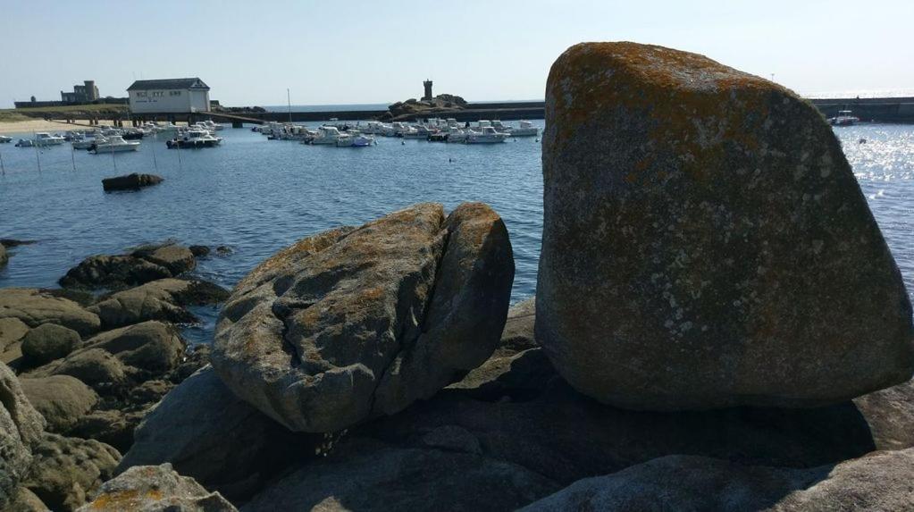 A Moins De 100 Metres De La Mer A La Pointe De Trevignon Трегенк Екстер'єр фото